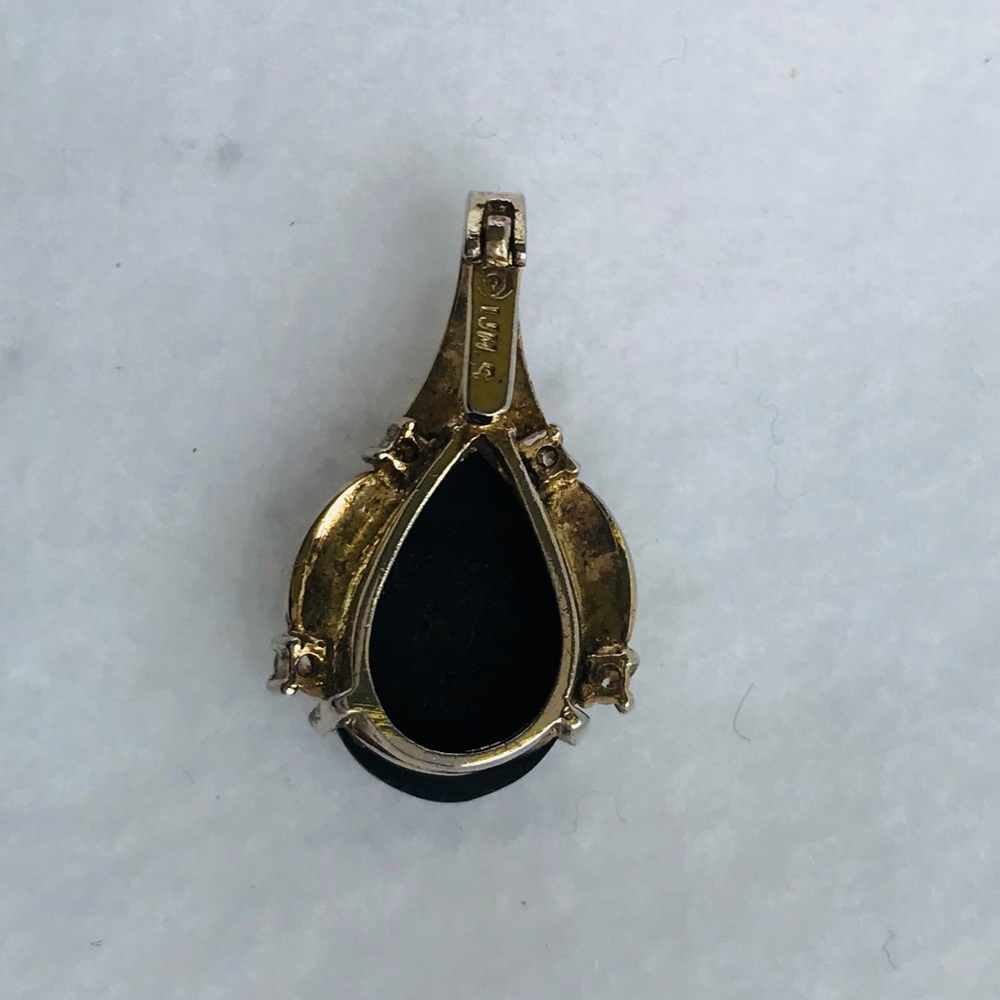Vintage Onyx Pendant - Picture 2 of 5